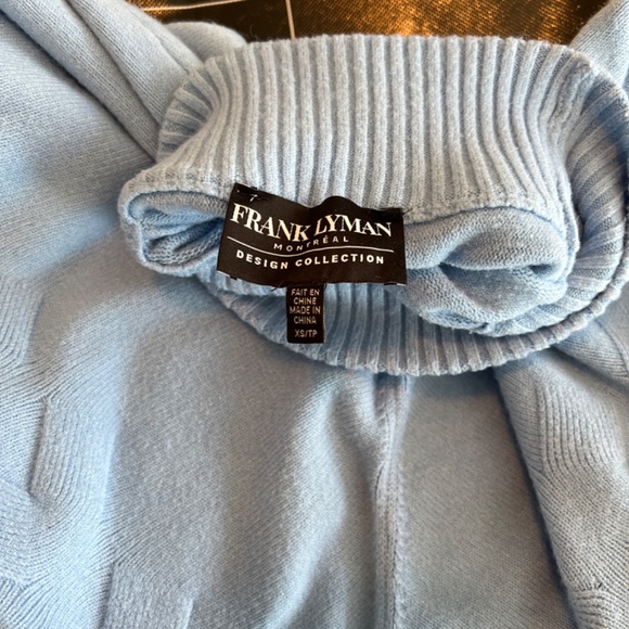 Frank Lyman Blue sweater. Beautiful sweater on. - Picture 4 of 5